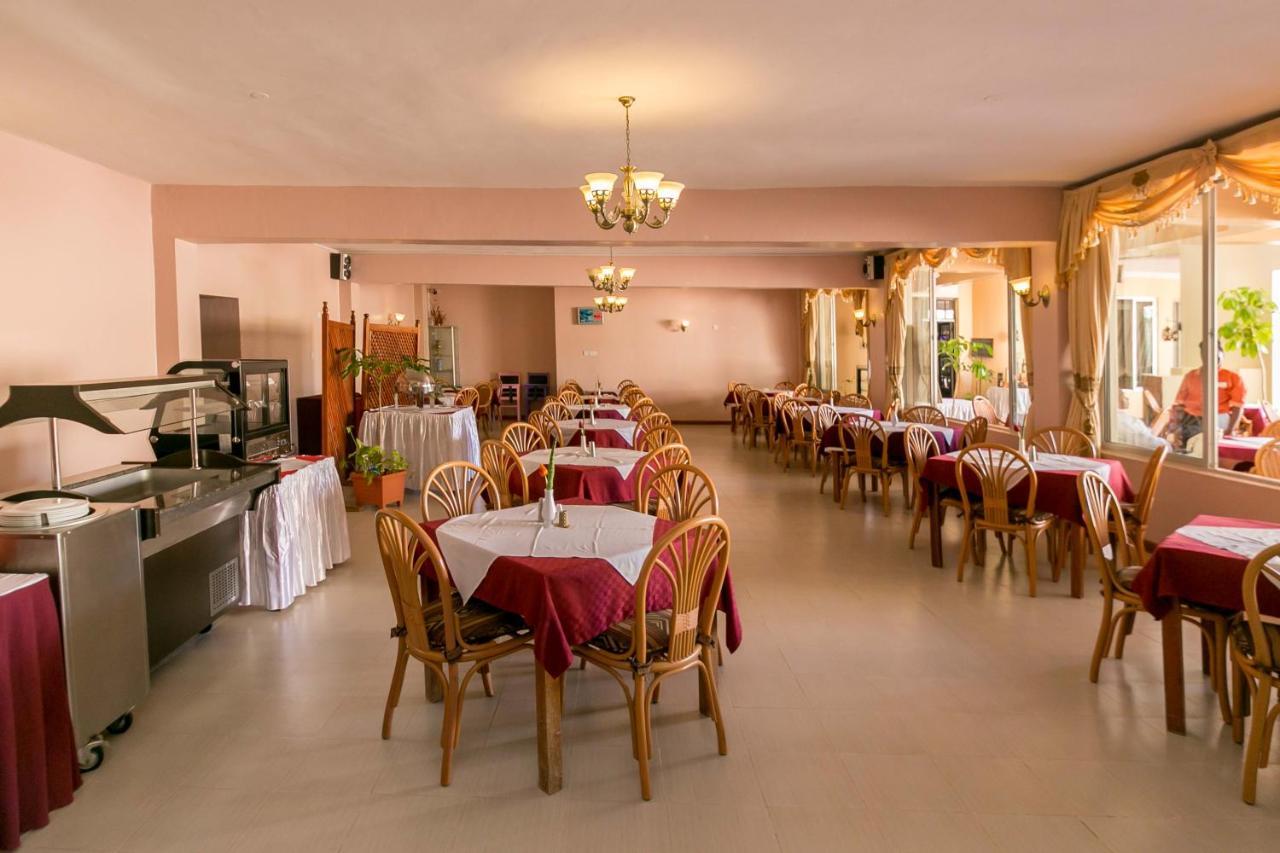 Fahari Gardens Hotel نيروبي المظهر الخارجي الصورة
